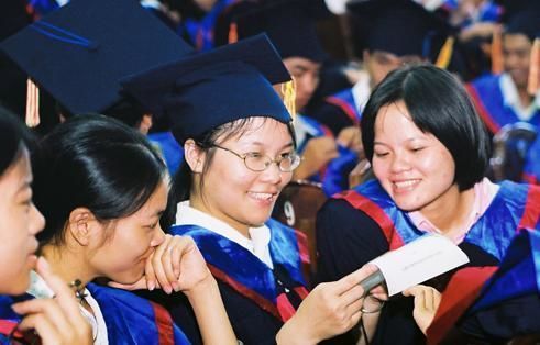 Vì sao bạn thích đi du học